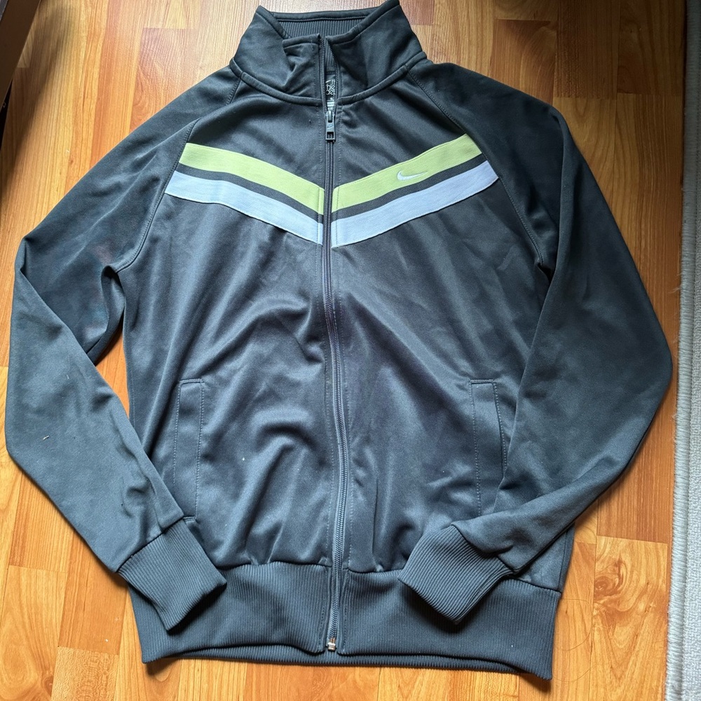Nike jersey jacket. Size L